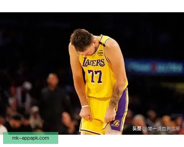 詹姆斯创造新纪录 东契奇42分12篮板成队史第一人